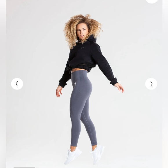 Women's Best True Mesh Cropped Hoodie Black Size Small - Picture 1 of 6